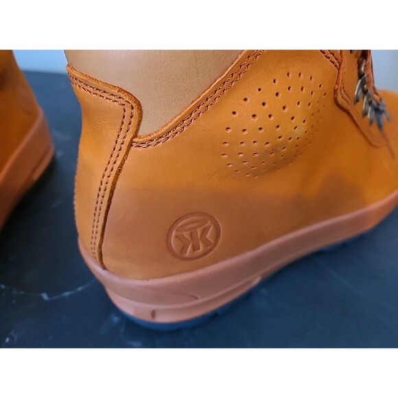 Sumikko Water Resistant Boots main image 10